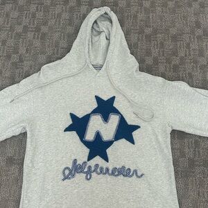 Aelfric Eden Light Gray Graphic Hoodie | Like New